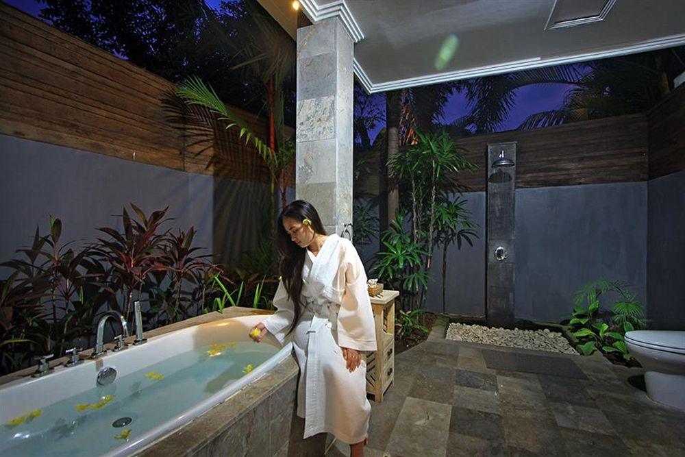 The Bale Tokek Villa Kuta Lombok Exterior foto